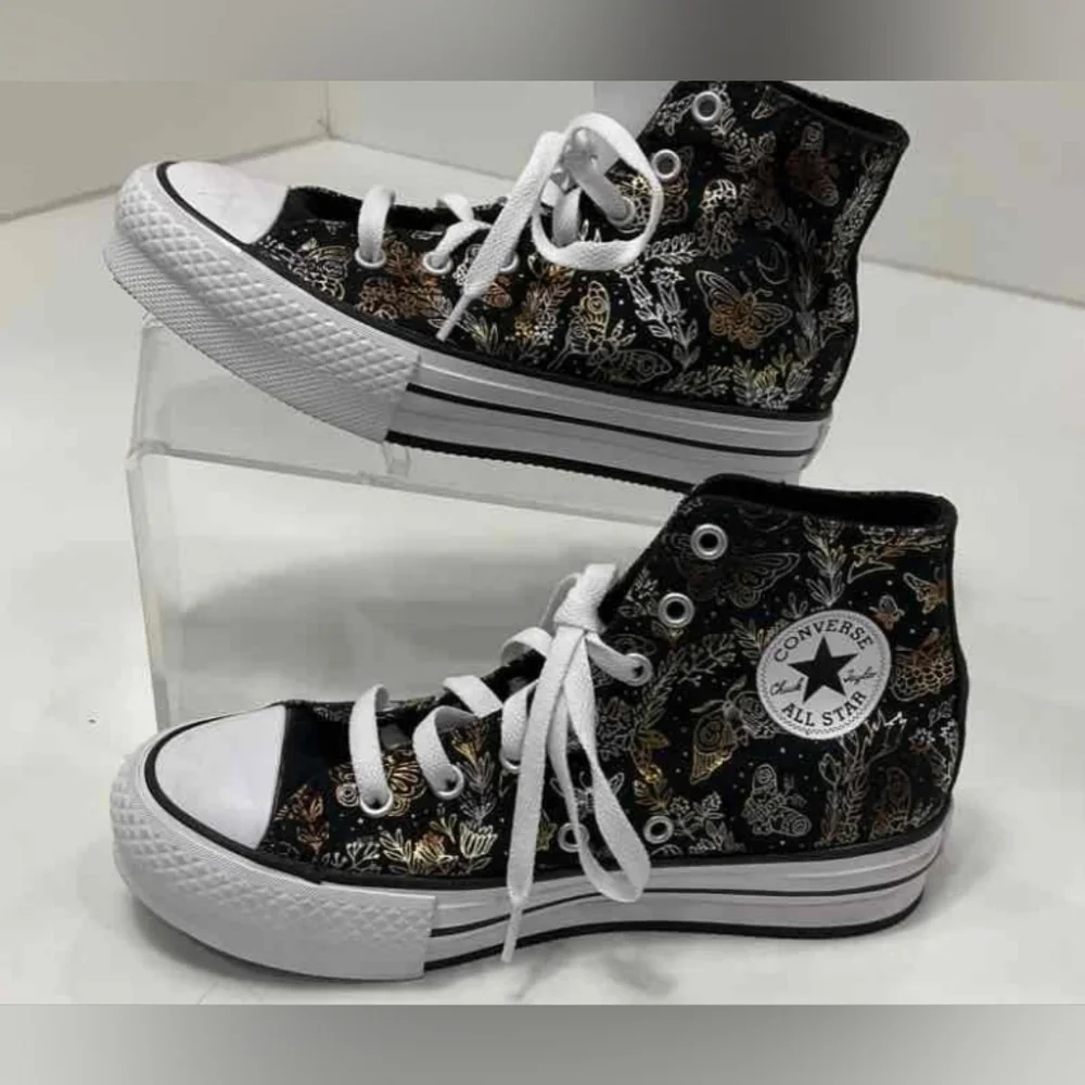 Converse Chuck Taylor All Star CTAS Platform GS Sneakers Youth Size 3 NWT
